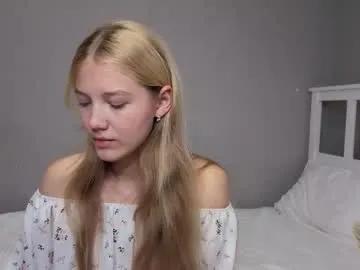 lil_tasty33 — GOAL: good start [65 tokens remaining] nude pvt<3 #feet #blonde #18 #skinny #new