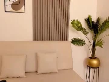 lilily_lv on Chaturbate 