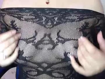 littlee_red — GOAL: Handbra [12 tokens remaining] Welcome to my room, follow me, I'm new  #latina #squirt #skinny #redhead #shy
