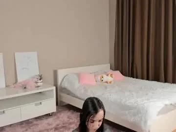Freechat lornaelin on Chaturbate