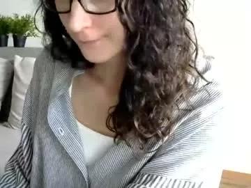 Freechat lovelydarina on Chaturbate