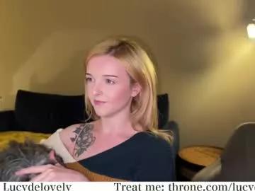 lucydelovely on Chaturbate