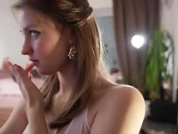 Freechat lunalike on Chaturbate