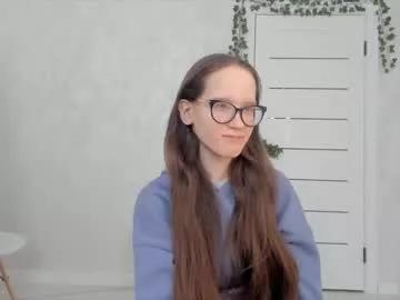 Freechat lynettebails on Chaturbate