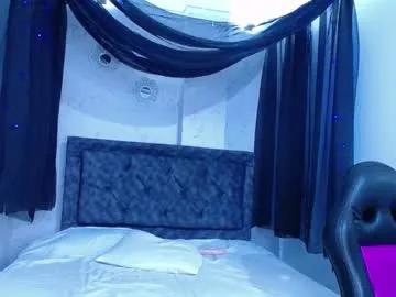 Freechat mia__thomson_ on Chaturbate