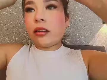 Freechat mia_roux13 on Chaturbate