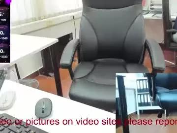 Freechat milf_viktoria on Chaturbate