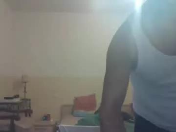 Freechat moment71200 on Chaturbate