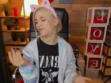 moon13152 on Chaturbate 