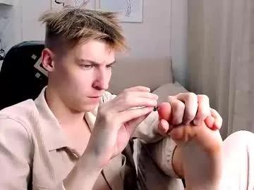 mrsexycum4u — GOAL: CUM SHOW! [999 tokens remaining] HOT FEET AND BIG CUMS!  #lovense #young #twink #uncut #cumshow