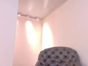 niky_smit — GOAL: Time to CUM!  [1000 tokens remaining] CREAMY ASSmany dildos!SQUIRT  BIGASS LATINA #milf  #nasty #fuckmachine #pussy #bigass