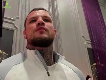 Freechat oliversport on Chaturbate