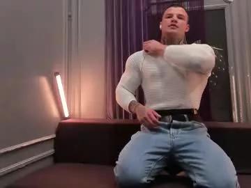Freechat oliversport on Chaturbate