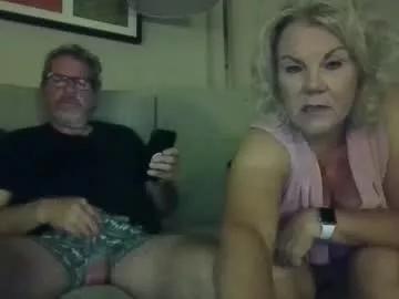 Away oneoften1000 on Chaturbate