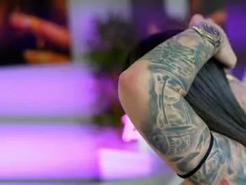 Freechat perfectt33n on Chaturbate