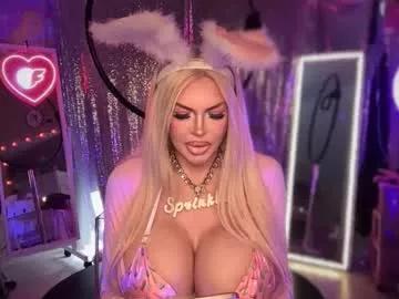 plasticfuckdoll on Chaturbate