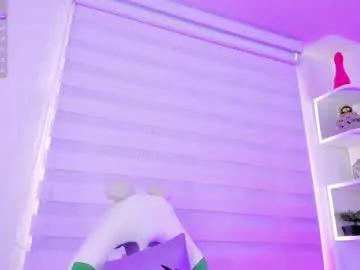 Freechat rosse_amyy on Chaturbate