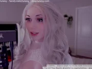 runesy on Chaturbate