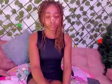 Freechat sexybrunnetem on Chaturbate