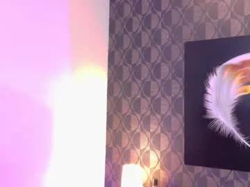 Freechat sharomross on Chaturbate