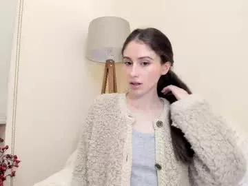 snowww_white on Chaturbate
