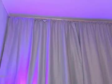 Freechat somniya on Chaturbate