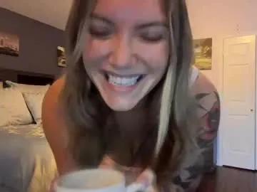 tattedlasirena on Chaturbate 