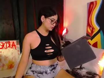 Freechat thalia_066 on Chaturbate
