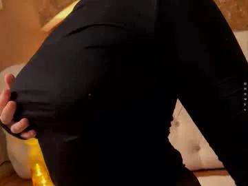 thewetmuse — #mistress #feet #bigass #saliva #pantyhose Favorite patterns - 33/101/333/1000/2000 -- Current Goal: Day goal - Worship ur Mistress at 9999 tokens [9994 tokens to goal]