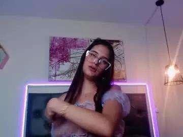 Freechat valentini_villa on Chaturbate