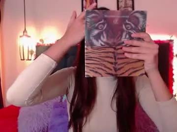 Freechat valentini_villa on Chaturbate