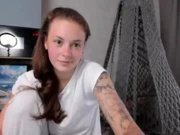 Freechat why_again_me on Chaturbate