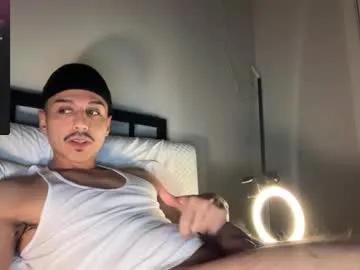 Freechat xmomentumx on Chaturbate