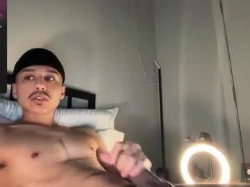 Freechat xmomentumx on Chaturbate