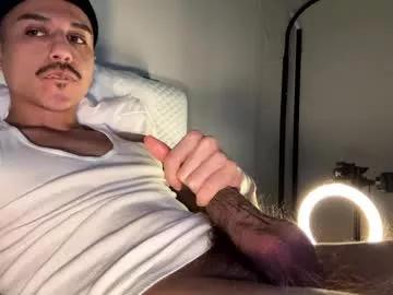 Freechat xmomentumx on Chaturbate