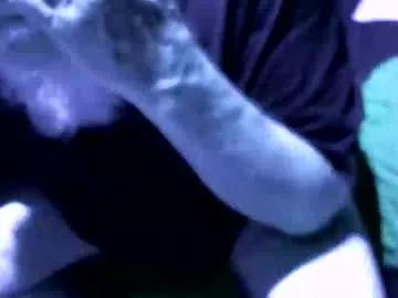 Freechat yellowsnakes on Chaturbate