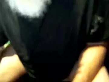 Freechat yellowsnakes on Chaturbate