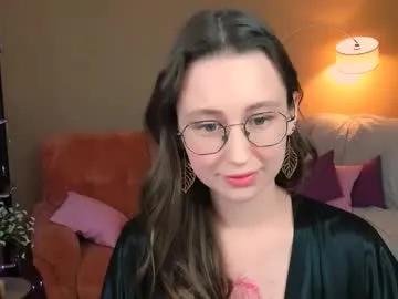 Freechat yourlovelystoryy on Chaturbate