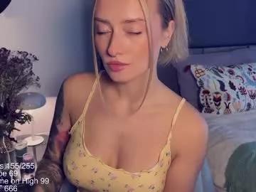 yvie_ on Chaturbate