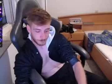 zuzmosfokafasz on Chaturbate 
