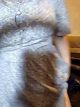 --MIYUKI — Freechat on StripChat