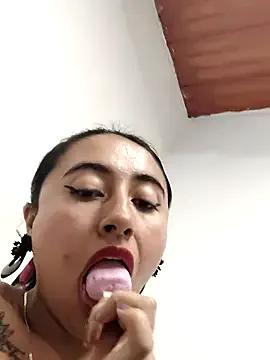 Freechat _Sarah-Office1 on StripChat