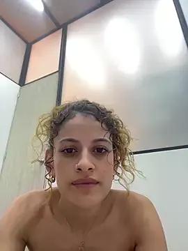 alana15 on StripChat 