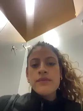 alana15 on StripChat 