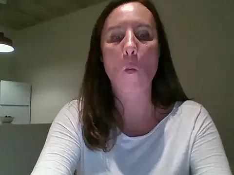 Freechat ALICAINWONDERLAND on StripChat