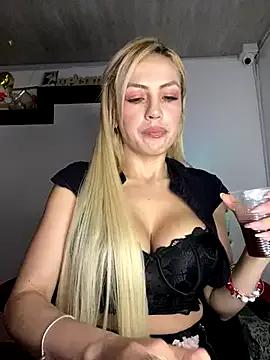 Freechat alicev_kitty on StripChat