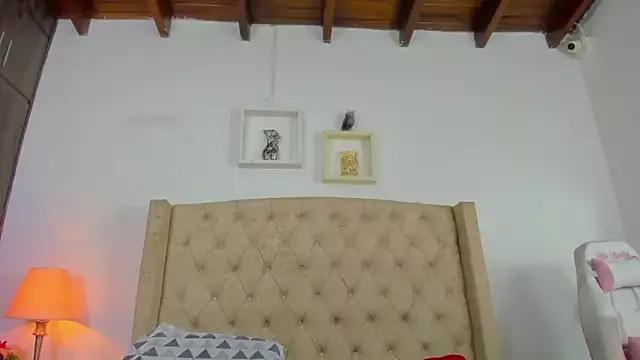 allisson_m on StripChat 