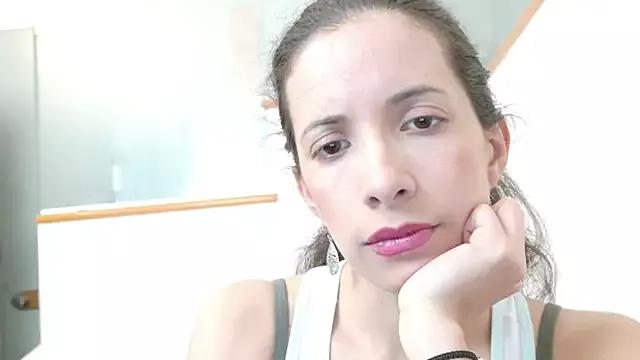 amabel_zambrano on StripChat 