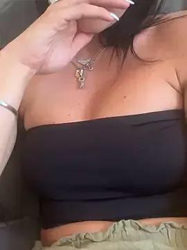 amalia202555 on StripChat 