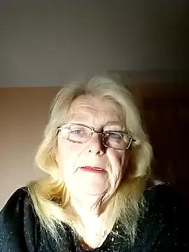 AmyLove353 — Freechat on StripChat